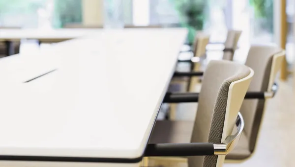 Wilkhahn-Tisch aus dem Programm Timetable