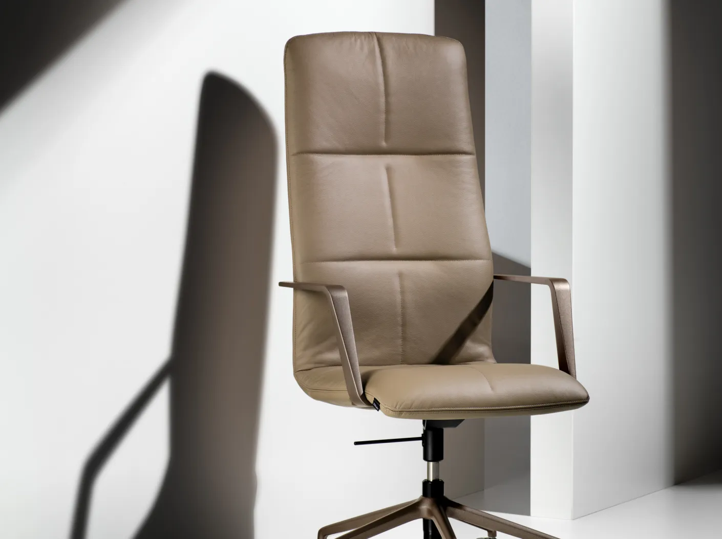 Wilkhahn Decide Mocca