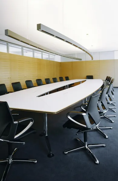 Wilkhahn-Tisch aus dem Programm Logon