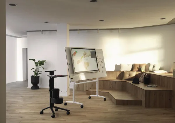 Der Confair Power Server und der Tisch Timetable von Wilkhahn