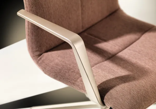 Wilkhahn Decide Silk