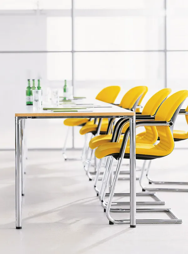 Wilkhahn-Sitze aus dem FS-Linienprogramm in Gelb