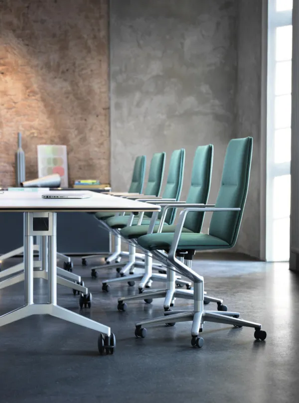 Wilkhahn-Tisch aus dem Programm Timetable